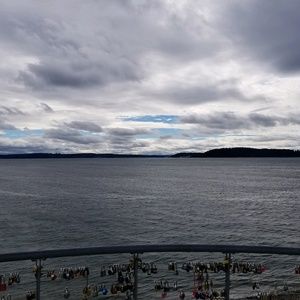 Meet your Posher, Esther